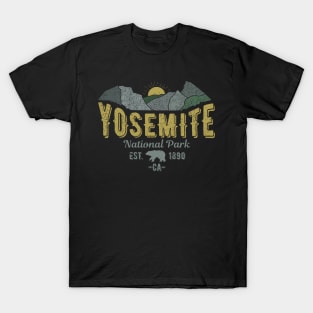 Yosemite National Park Vintage Mountains Walking Bear Est 1890 California State T-Shirt